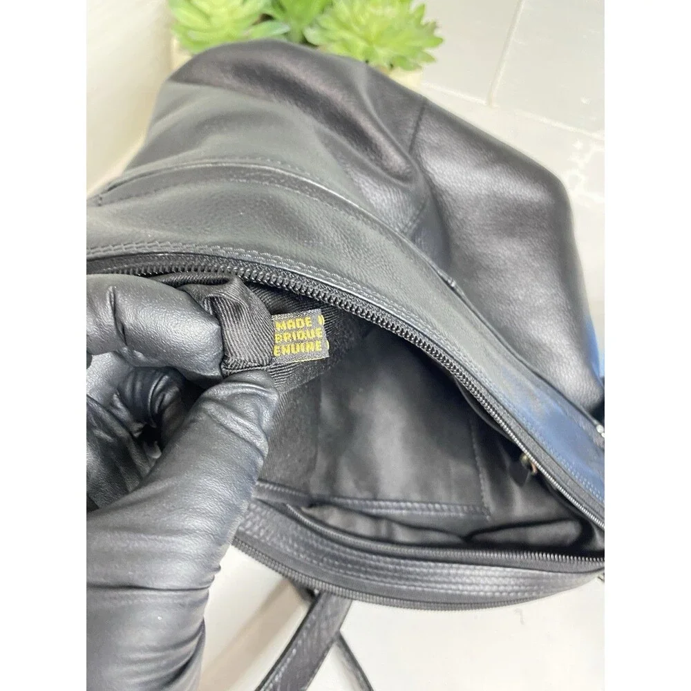 ili New York Black Pebbled Leather Crossbody Bag Travel Purse Multi Pocket